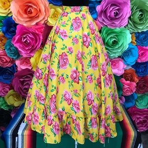 Mexican skirt Jalisco yellow 39”long flowers Mexican party o Halloween days
